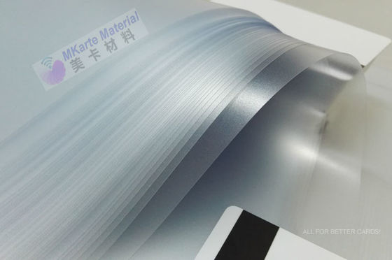 비카트 5kg 72±2 C PVC 투명 카드 저렴하고 내구성이 좋으며 난방 수축률 ≤ 10% 은행 카드 생산