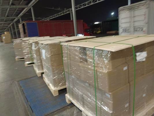 레이저 및 잉크젯 프린팅용 용량 130°C ~ 160°C의 내구성 있는 비 라미네이션 시트, 흰색과 투명한 색상, A4, A3, A3+ 사이즈