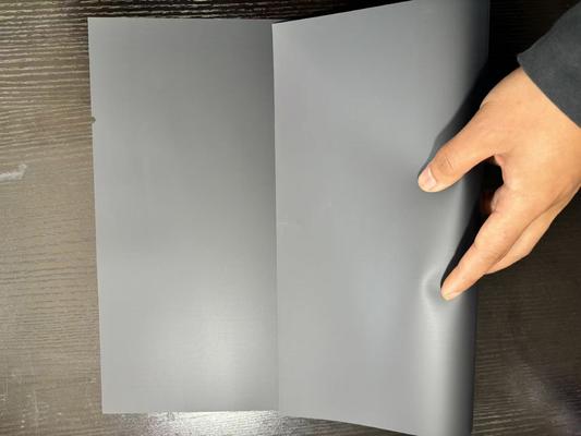 안전 접근 관리를 위해 오래 지속 가능한 맞춤형 접촉없는 스마트 PET 카드 재료