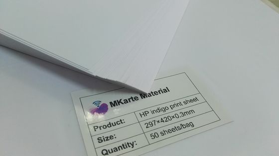 0.32 밀리미터 Pvc 시트 Hp 인디고 단일을 출력하는 A4 사이즈 디지털은 신용 카드를 위해 편들었습니다
